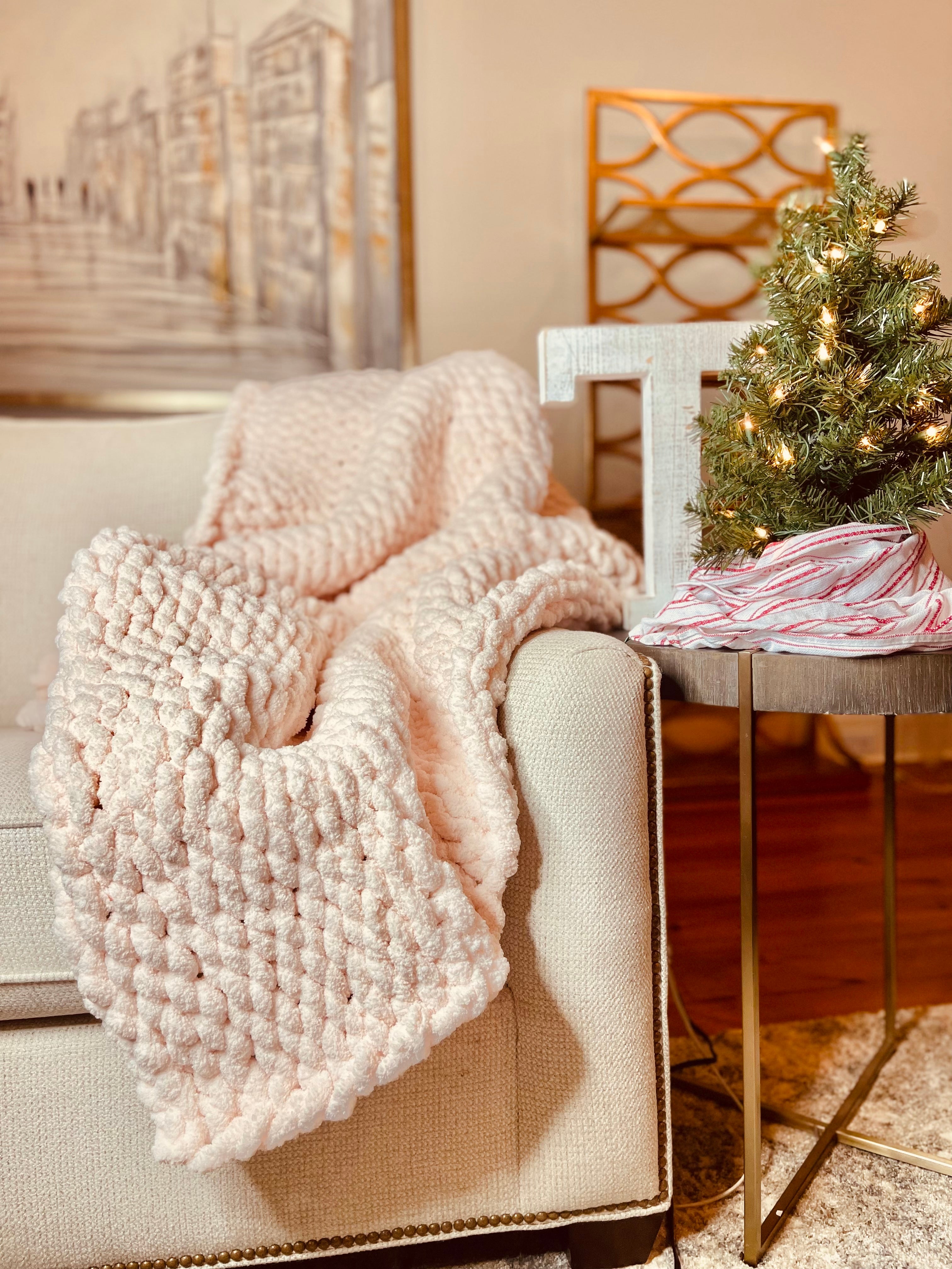 Light pink chunky knit blanket sale